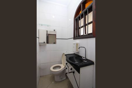 Apartamento à venda com 200m², 4 quartos e 2 vagas Apartamento à venda com 200m², 4 quartos e 2 vagasLavabo