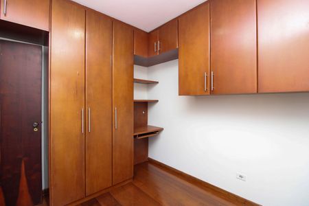 Apartamento à venda com 200m², 4 quartos e 2 vagas Apartamento à venda com 200m², 4 quartos e 2 vagasQuartos 2