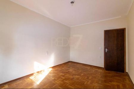 Casa à venda com 3 quartos, 120m² em Parque São Quirino, Campinas
