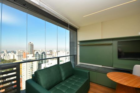 sala de jantar e estar de kitnet/studio para alugar com 1 quarto, 27m² em Pinheiros, São Paulo