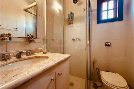 Casa à venda com 3 quartos, 255m² em Jardim America II, Valinhos