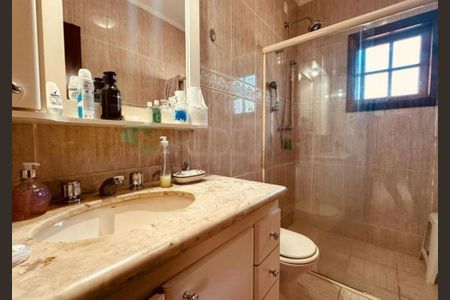 Casa à venda com 3 quartos, 255m² em Jardim America II, Valinhos