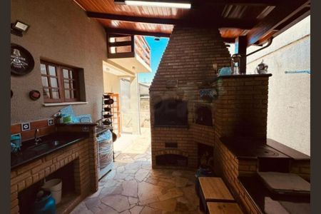 Casa à venda com 3 quartos, 255m² em Jardim America II, Valinhos