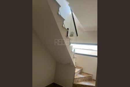 Casa à venda com 3 quartos, 244m² em Vila Santana, Valinhos