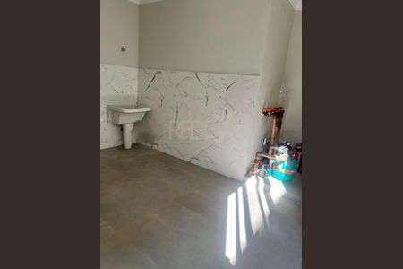 Casa à venda com 244m², 3 quartos e 4 vagas