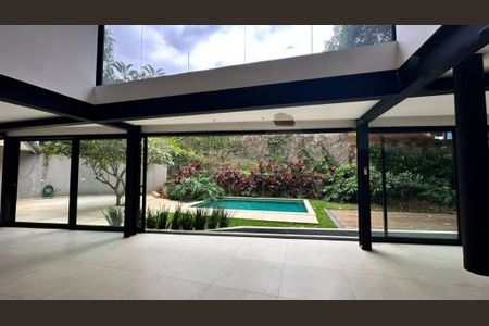 Casa à venda com 3 quartos, 450m² em Chácara Flora, Valinhos