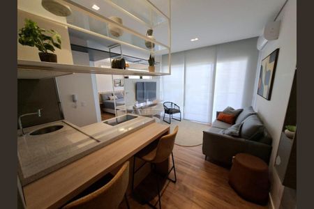 Apartamento à venda com 1 quarto, 38m² em Cambuí, Campinas