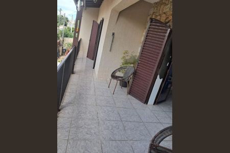Casa à venda com 191m², 3 quartos e 3 vagas