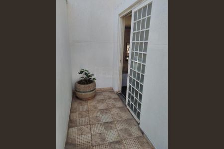 Casa à venda com 250m², 3 quartos e 5 vagas