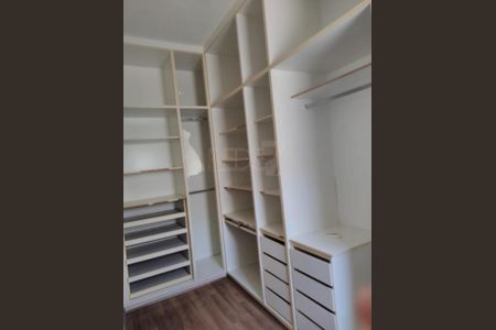 Casa à venda com 250m², 3 quartos e 5 vagas