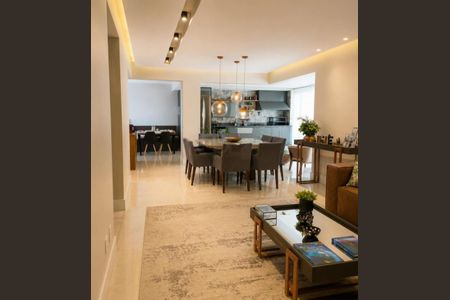 Apartamento à venda com 162m², 4 quartos e 3 vagas
