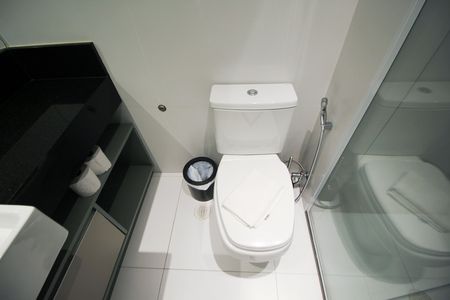 Studio à venda com 27m², 1 quarto e 1 vaga Studio à venda com 27m², 1 quarto e 1 vagaBanheiro