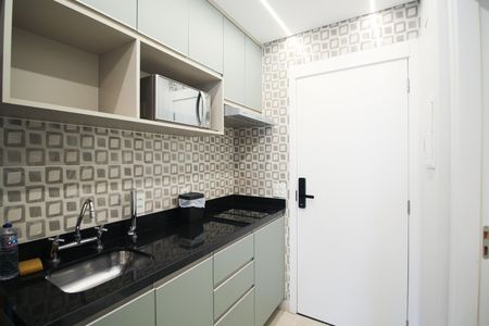 Cozinha de kitnet/studio à venda com 1 quarto, 27m² em Indianópolis, São Paulo