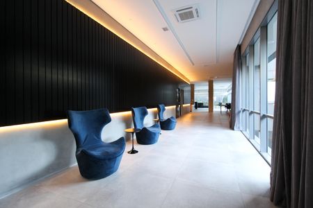 Studio à venda com 27m², 1 quarto e 1 vaga Studio à venda com 27m², 1 quarto e 1 vagaHall