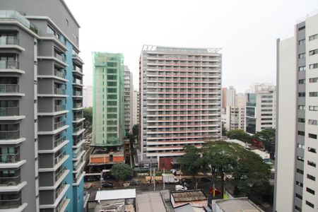Vista de kitnet/studio à venda com 1 quarto, 27m² em Indianópolis, São Paulo