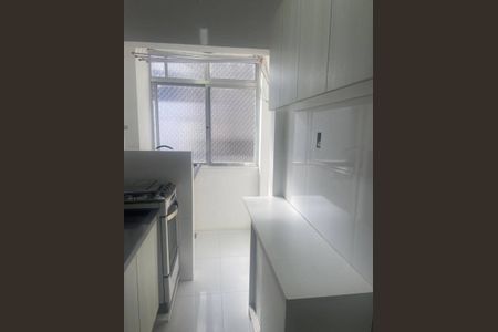 Cozinha de apartamento para alugar com 1 quarto, 30m² em Cidade Baixa, Porto Alegre
