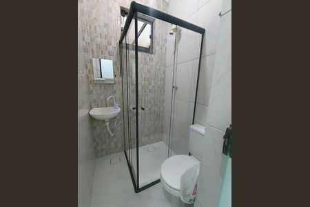 Banheiro de apartamento para alugar com 2 quartos, 50m² em Vila Valparaíso, Santo André
