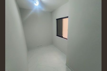 Quarto de apartamento para alugar com 2 quartos, 50m² em Vila Valparaíso, Santo André
