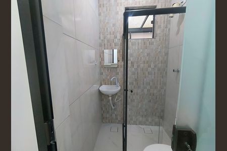 Banheiro de apartamento para alugar com 2 quartos, 50m² em Vila Valparaíso, Santo André