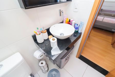 Banheiro de apartamento para alugar com 2 quartos, 43m² em Colônia (zona Leste), São Paulo