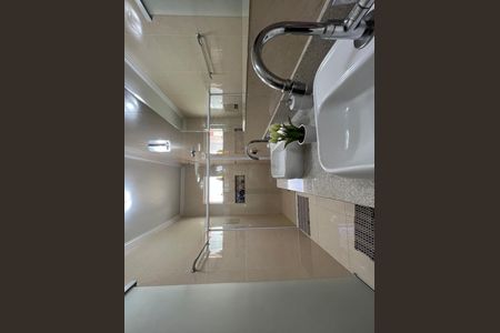 Casa à venda com 283m², 6 quartos e 3 vagas