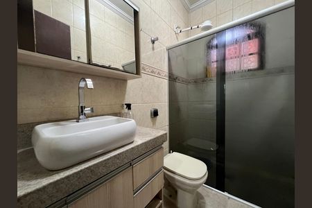 Casa à venda com 283m², 6 quartos e 3 vagas