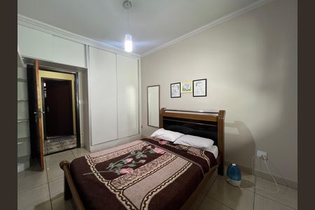 Casa à venda com 283m², 6 quartos e 3 vagas