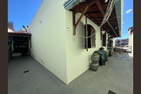 Casa à venda com 283m², 6 quartos e 3 vagas