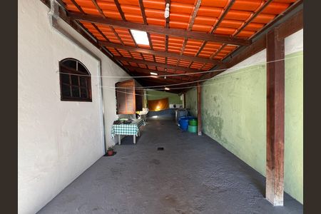 Casa à venda com 283m², 6 quartos e 3 vagas