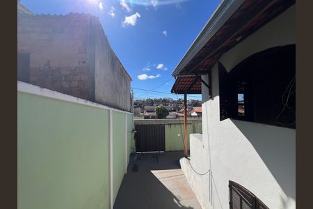 Casa à venda com 283m², 6 quartos e 3 vagas