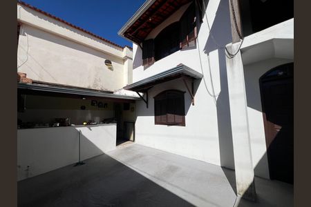 Casa à venda com 283m², 6 quartos e 3 vagas