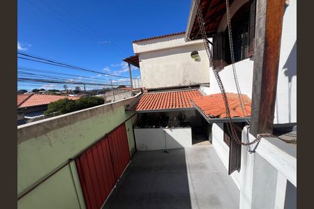Casa à venda com 283m², 6 quartos e 3 vagas