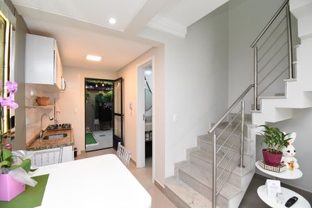 Casa de condomínio para alugar com 100m², 2 quartos e 1 vagaSala
