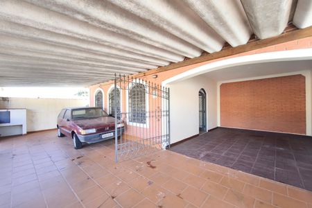 Quintal - Garagem de casa à venda com 3 quartos, 170m² em Jardim Santa Eudoxia, Campinas