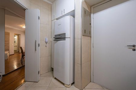 Apartamento para alugar com 76m², 2 quartos e 2 vagas Apartamento para alugar com 76m², 2 quartos e 2 vagasCozinha