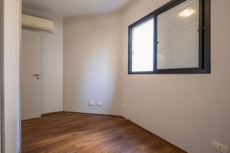 Apartamento para alugar com 76m², 2 quartos e 2 vagas Apartamento para alugar com 76m², 2 quartos e 2 vagasQuarto 2