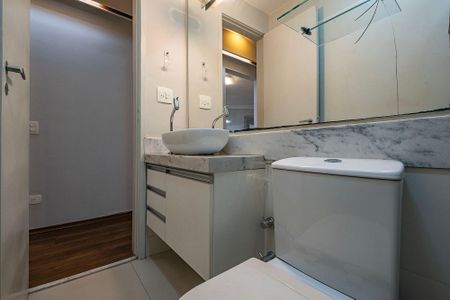 Apartamento para alugar com 76m², 2 quartos e 2 vagas Apartamento para alugar com 76m², 2 quartos e 2 vagasBanheiro