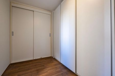 Apartamento para alugar com 76m², 2 quartos e 2 vagas Apartamento para alugar com 76m², 2 quartos e 2 vagasQuarto 2