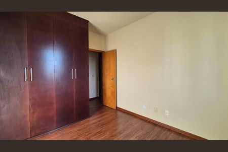 Apartamento para alugar com 100m², 3 quartos e 2 vagasQuarto