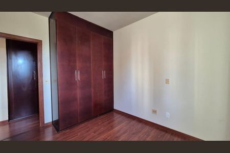 Apartamento para alugar com 100m², 3 quartos e 2 vagasQuarto
