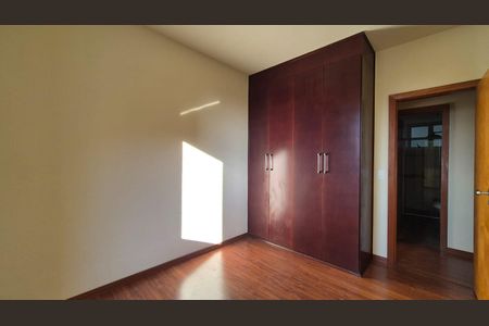 Apartamento para alugar com 100m², 3 quartos e 2 vagasQuarto 2