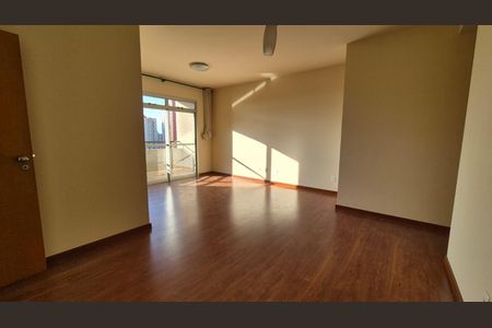 Sala de apartamento para alugar com 3 quartos, 100m² em Belvedere, Belo Horizonte