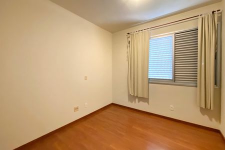 Apartamento à venda com 100m², 3 quartos e 2 vagas Apartamento à venda com 100m², 3 quartos e 2 vagasQuarto 2