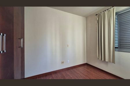 Apartamento para alugar com 100m², 3 quartos e 2 vagasQuarto 2