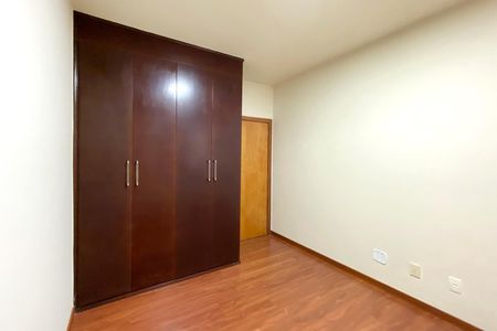 Apartamento à venda com 100m², 3 quartos e 2 vagas Apartamento à venda com 100m², 3 quartos e 2 vagasQuarto 3