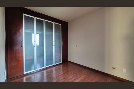 Apartamento para alugar com 100m², 3 quartos e 2 vagasSuíte