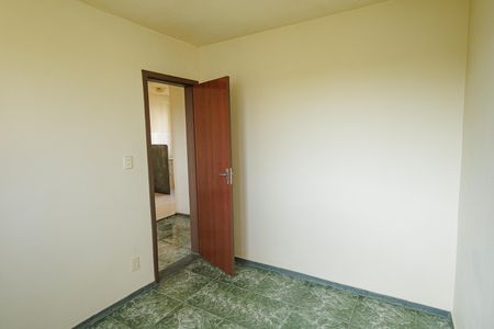 Quarto 1 de apartamento para alugar com 2 quartos, 55m² em Paciência, Rio de Janeiro