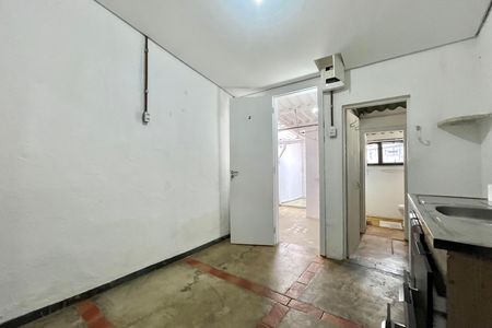 Cozinha de casa para alugar com 1 quarto, 42m² em Conjunto Residencial Jardim Canaa, São Paulo