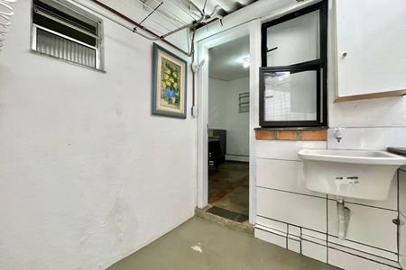 Casa para alugar com 42m², 1 quarto e sem vagaÁrea de Serviço