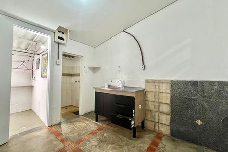 Cozinha de casa para alugar com 1 quarto, 42m² em Conjunto Residencial Jardim Canaa, São Paulo